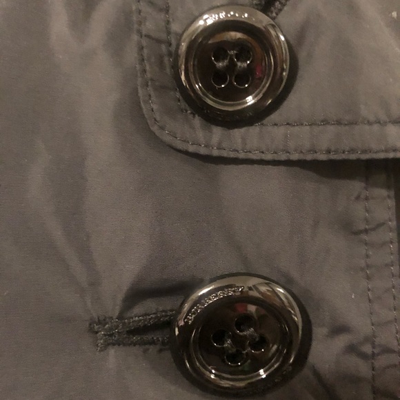 AUTHENTIC BURBERRY RAIN JACKET - Picture 6 of 8